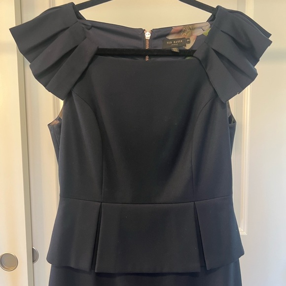 Ted Baker Cap Sleeve Pencil Skirt Rivaadd Pleated Peplum Dress Black Size 6 - Picture 3 of 8